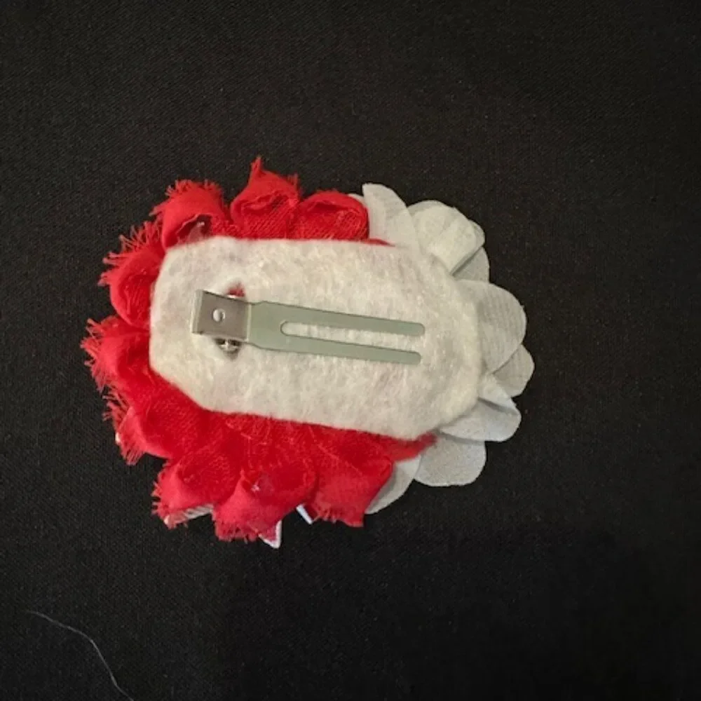 Queen of Hearts Bow  7270  Handmade NWT Boutique